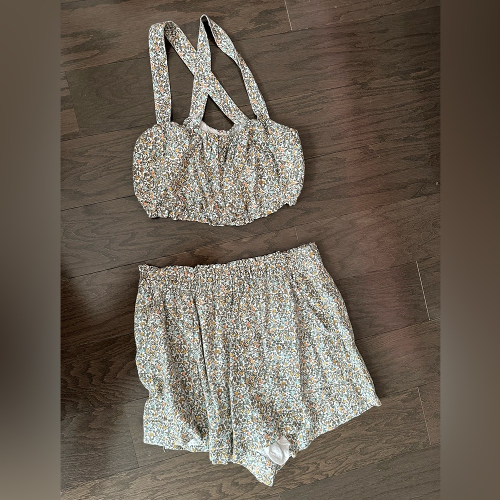 Abercrombie 2 piece set